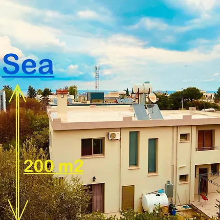 וילה Dublex 3bedroom In Center Kyrenia 200meter To Sea & Swimming